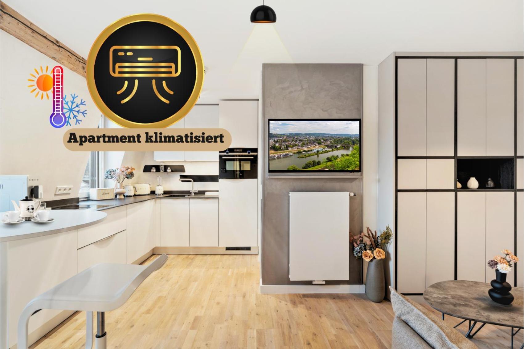 Modern Elegance In Historical Center Apartment *