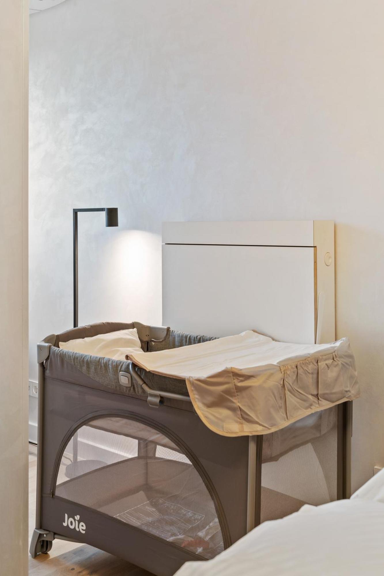 Modern Elegance In Historical Center Appartamento Treviri
